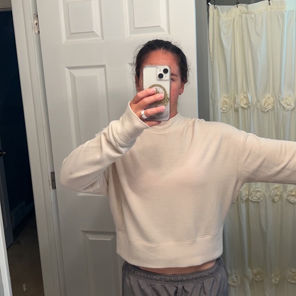 Cream Turtle neck Fabletics sweater - Picture 4 of 5